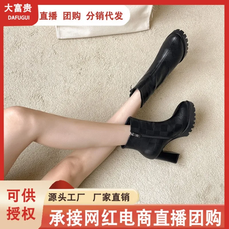 Two layer cowhide women's short boots 2025 new all-match plus velvet thick sole fashion mature wind high heels women's shoes