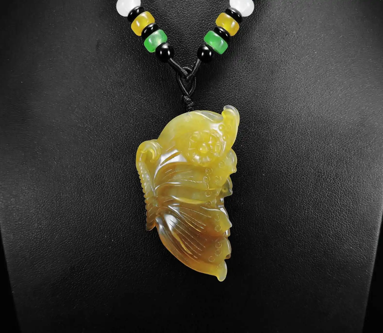Jade Jewelry Natural Jade Pendant Necklace Hand-Carved butterfly Jadeite Necklace Pendant Gift No Treatment 530i