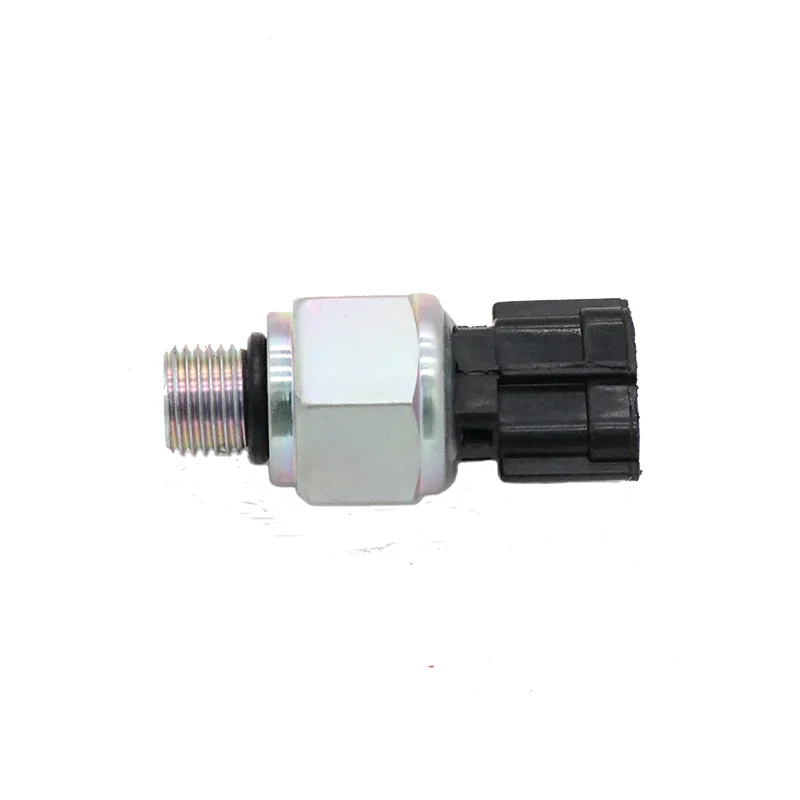 

Excavator Parts Low Pressure Sensor 7861-93-1840 7861931840 for Komatsu PC130-8 PC200-8 PC220-8 PC300-8 PC350-8 PC400-8 PC450-8