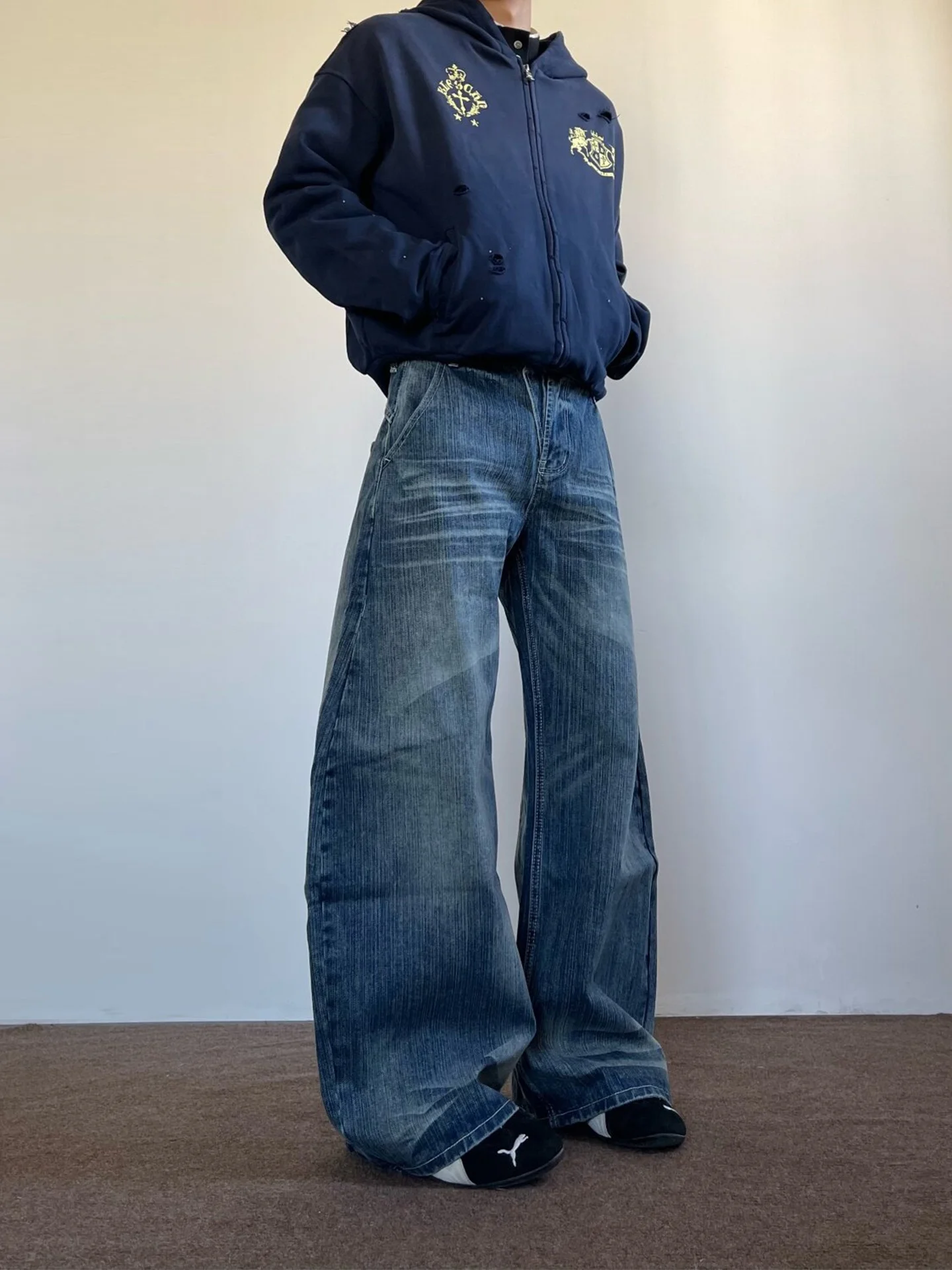 

Retro American Waed Blue Wide Leg Jeans Men's Loose Straight Bamboo Pattern Long Pants Middle Waist Zipper Closure
