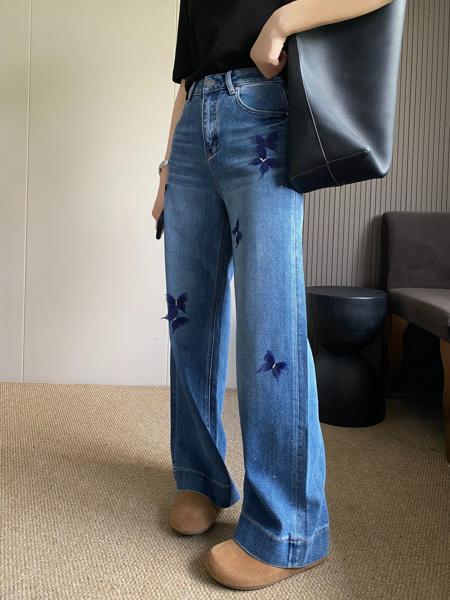 

Женские джинсы с высокой талией и широкими штанинами, новинка весеннего сезона, свободный прямой крой, украшенные стразами, повседневные джинсы