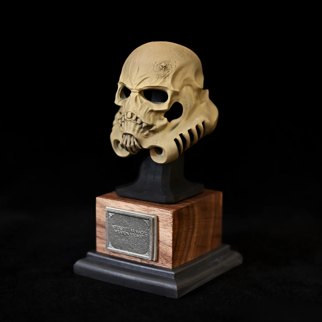 Space Creature Skull Head 105mm Handmade Resin Statue Space Warrior Ghost Desktop Decor