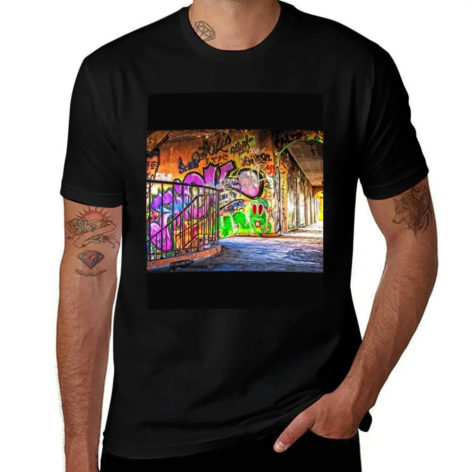 

Lost Space Graffiti Street Art T-Shirt man t shirt cotton t shirt man designer T-shirt