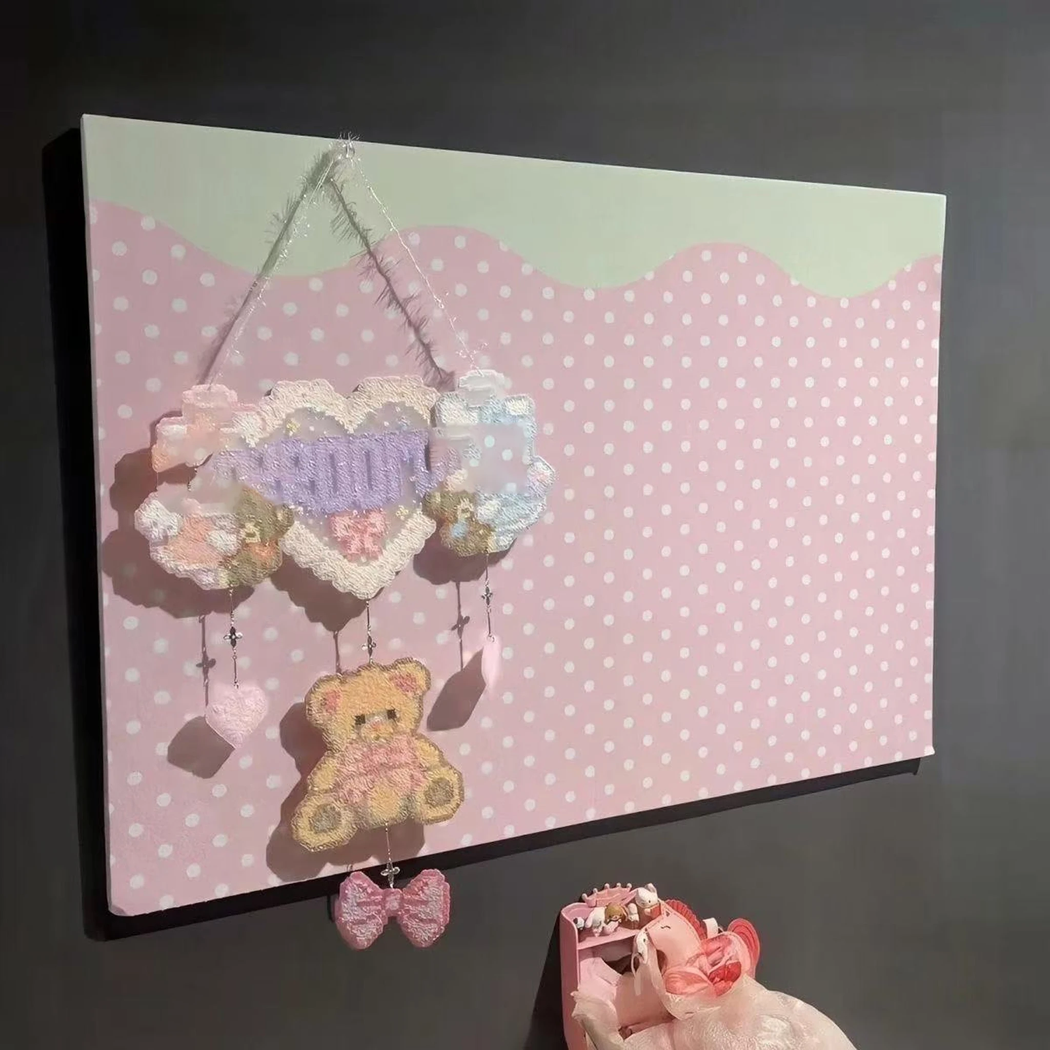 New Cartoon High-value Felt Board Wall Decoration Background Wall Photo Storage Message Display Board Without Punching Cute Gift