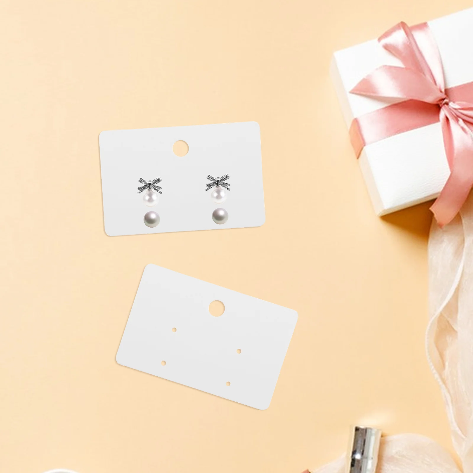 

100Pcs Jewelry Display Cards White Paper Blank Packaging for Earrings Necklace Holders Selling Retail Use Earring Cards