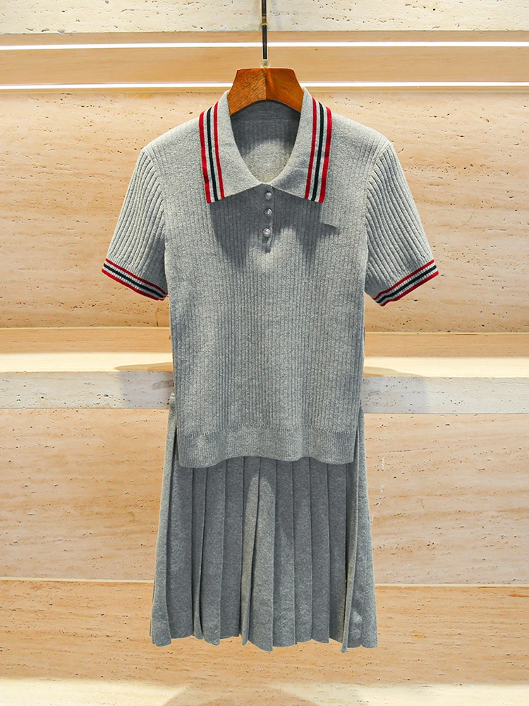 

Высококачественный вязаный цветной комплект из топа и юбки для женщин, ранняя осень, модный костюм из двух предметов для колледжа от Nu