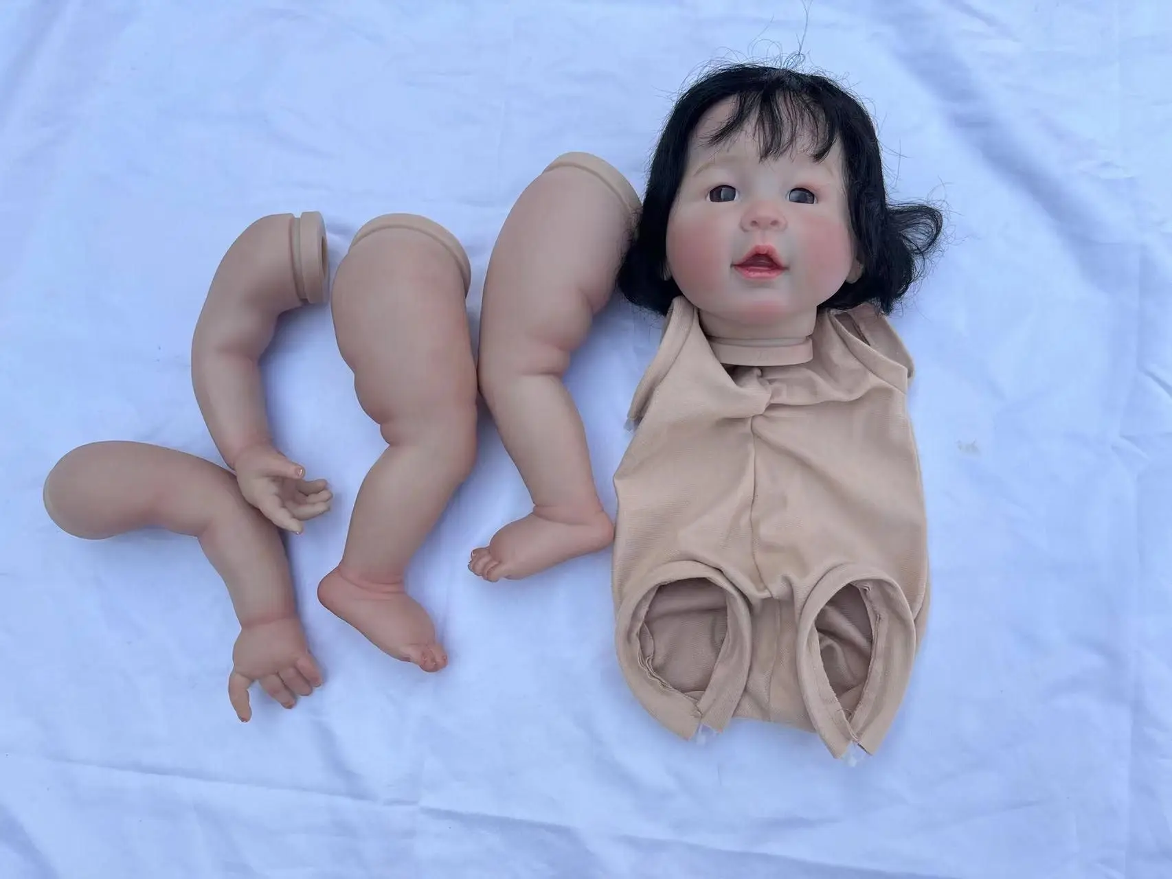 

FBBD 49cm Reborn Baby Doll Mei Lien 3D Skin Painted Kit DIY Part With Painted Kit With one extra Cloth Body Christmas Gift