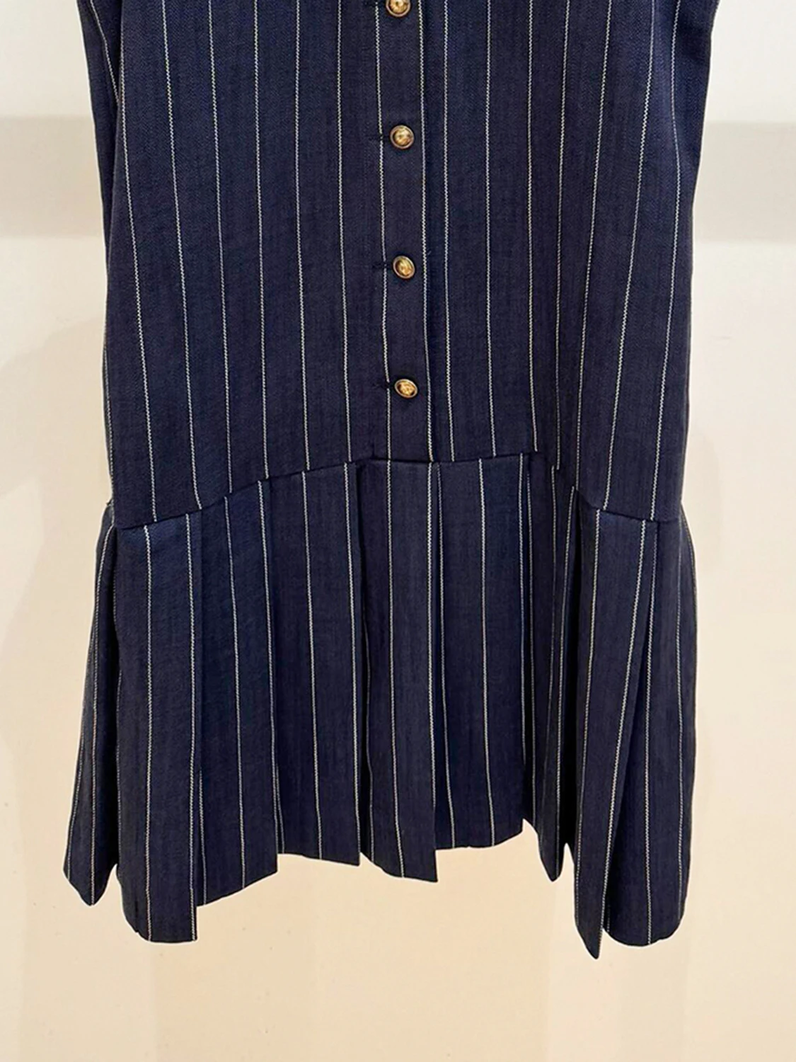 Vestido Sem Mangas de Estilo Pequ e E para Mulheres, Vestido de Moda Fena com tras e Pregas para o Outono