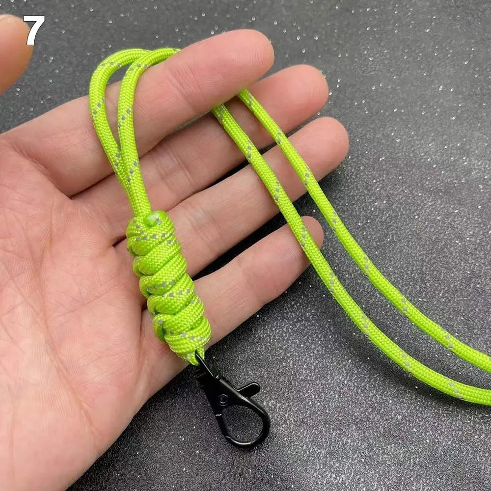 

High Quality Self-Defense Emergency Survival Backpack Paracord Keychain Key Ring Lanyard Rotatable Buckle Parachute Cord