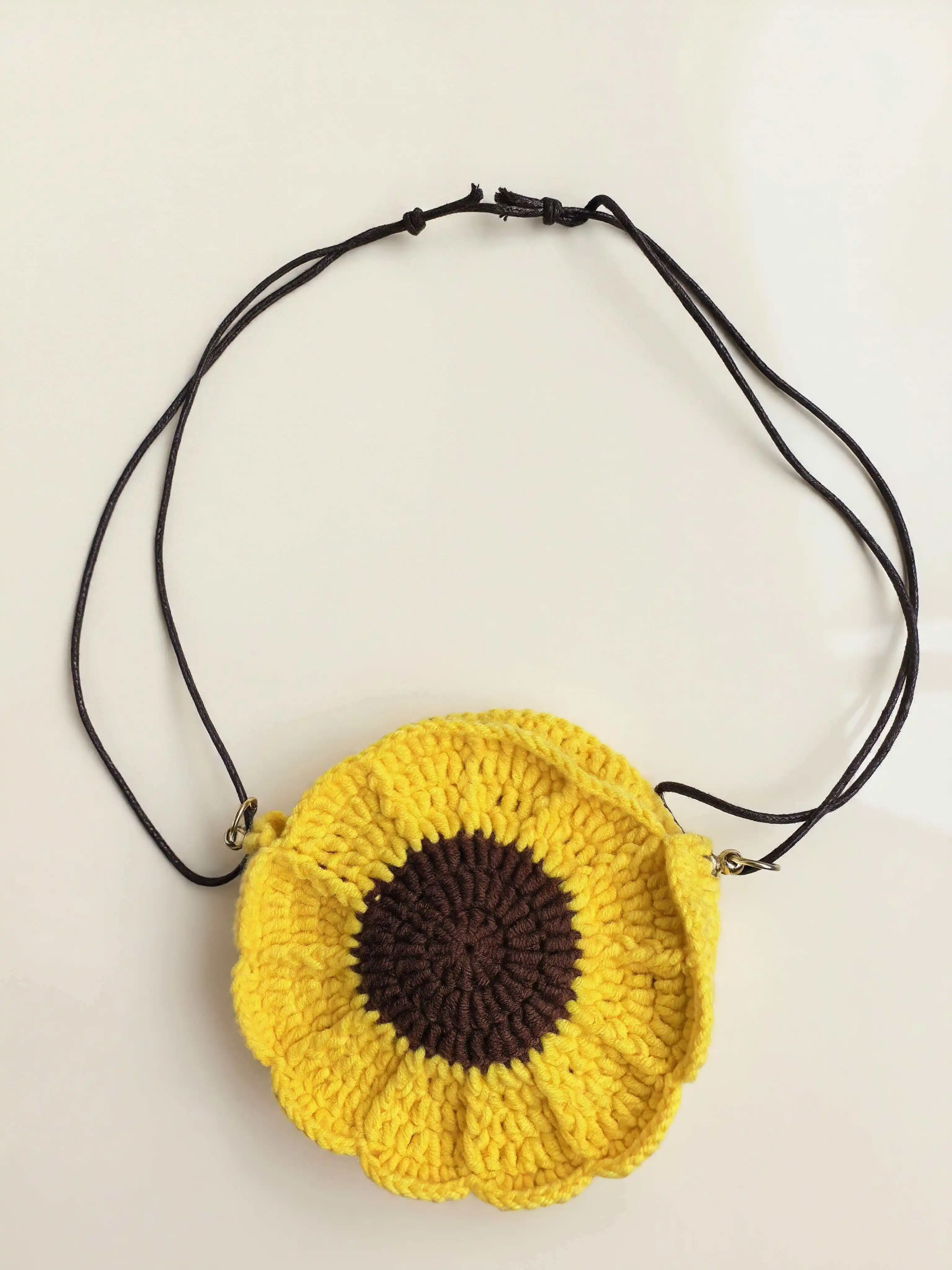 Handmade Crochet Sunflower Crossbody Bag - Cute Mini Shoulder Bag with Adjustable Strap, Perfect for Summer Outfits & Gifts