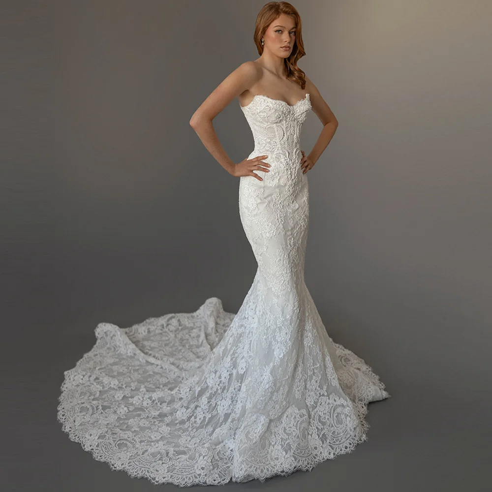 High Quality Customized Lace Court Train Bridal Gown Sparkly Pearls Wedding Dress Modern Strapless Buttons Back Vestido De Novia