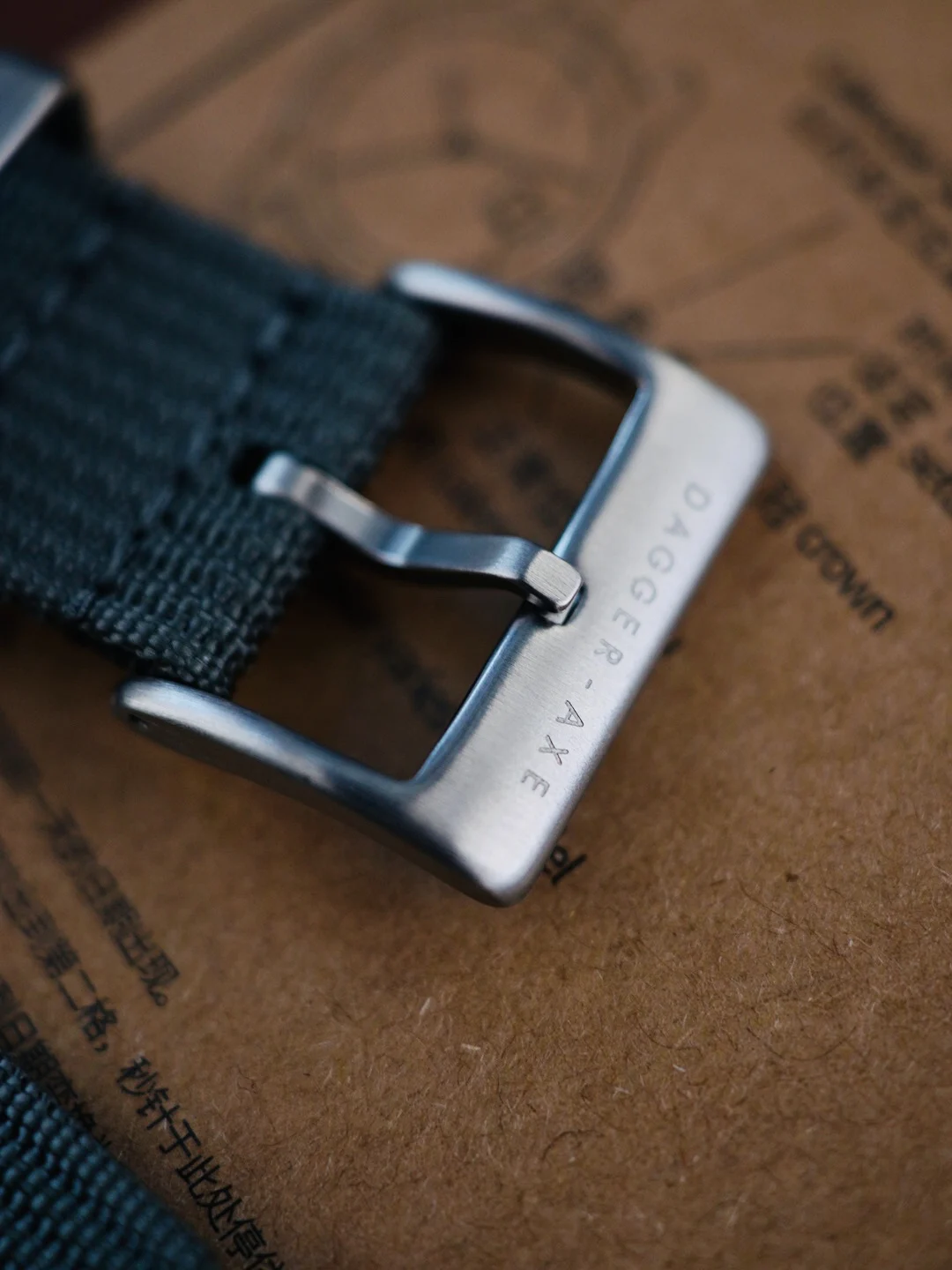 DAGGER-AXE Herren-Taucheruhr, 40 mm, automatische mechanische Armbanduhr, 10 Bar, wasserdicht, C3, leuchtender Saphirspiegel, NH35, Militär