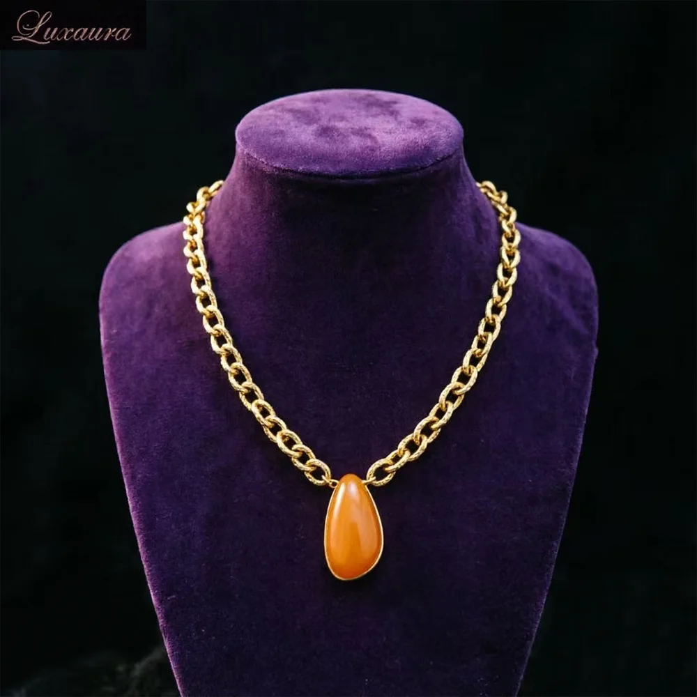 

Vintage jewelry fashion classic yellow geometric resin pendant necklace design, paired with a Bohemian style women's necklace