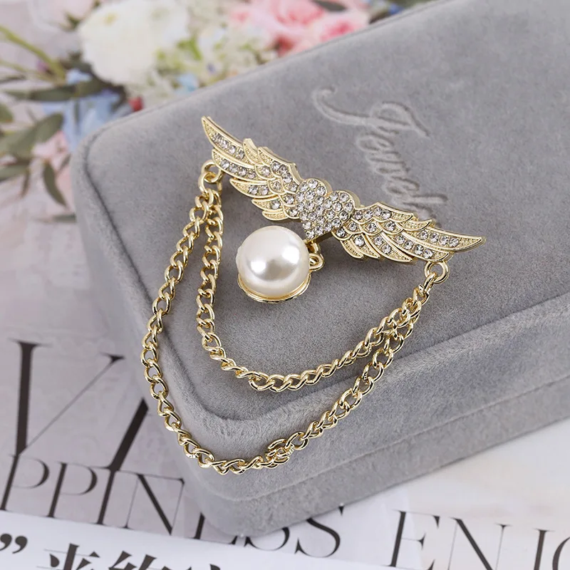 Wing Brooch with Chain and Pearl, Personalized and Trendy Suit Accessory for Besties