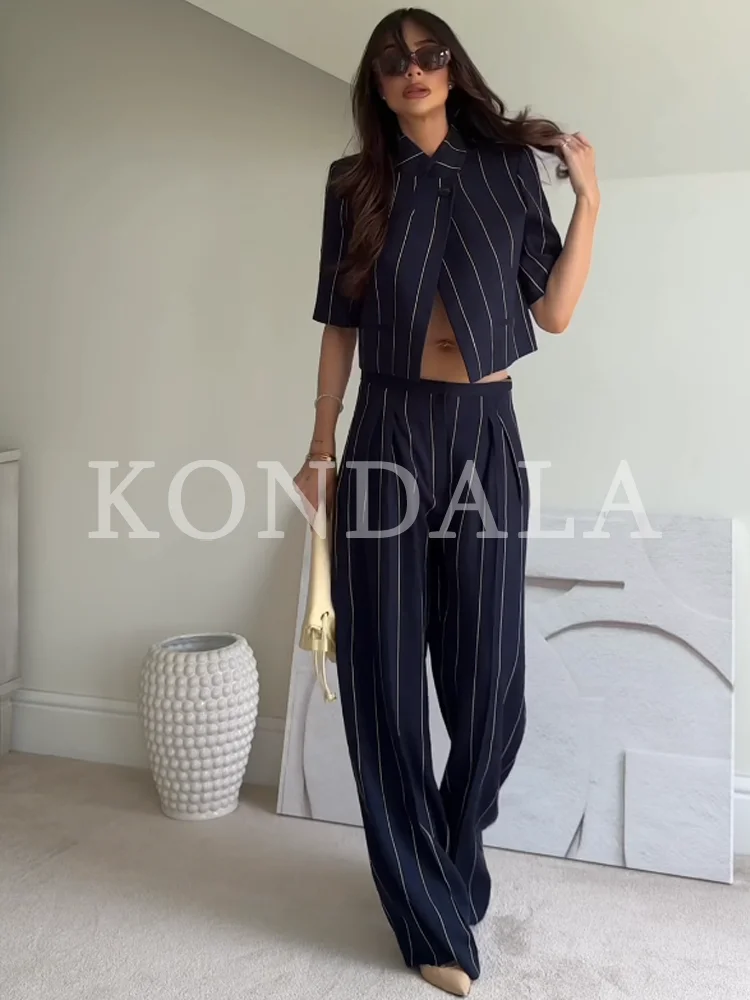 KONDALA Elegantes Pendler-Set für Damen: Gestreifter Kurzarm-Blazer und Plissierte Hose im High-Street-Stil – Sommer 2026 Trendiges Hosen-Set – Detail 5