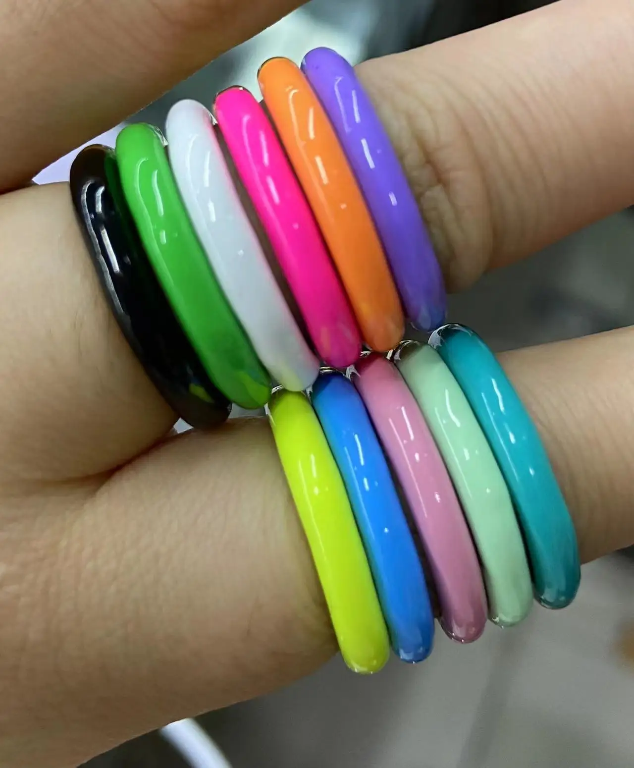 Lady New Fashion Multi Color Enamel Rings For Women Smooth Simple Metal Finger Rings Wholesale Accessories Gifts