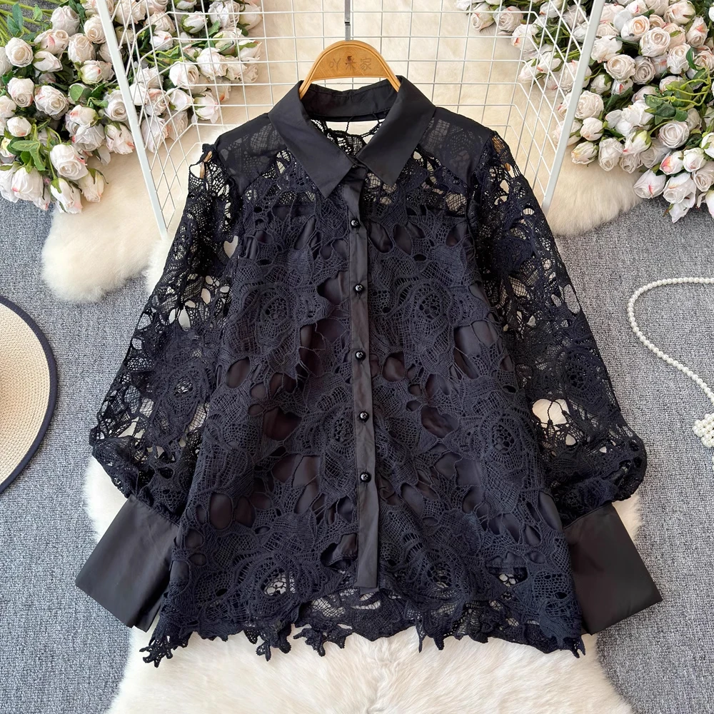 

2024 New Autumn European Clothes Blouse T-Shirt Chic Sexy Button Patchwork Crocheted Lace Women Tops Lantern Sleeve Tees 47033