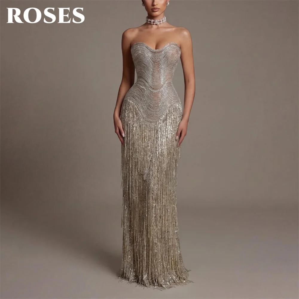 Gaun Pesta Champagne ROSES Sweetheart Tanpa Lengan فساتين السهرة Gaun Malam Model Trumpet Gaun Selebriti Berpayet dan Rumbai Dapat Disesuaikan
