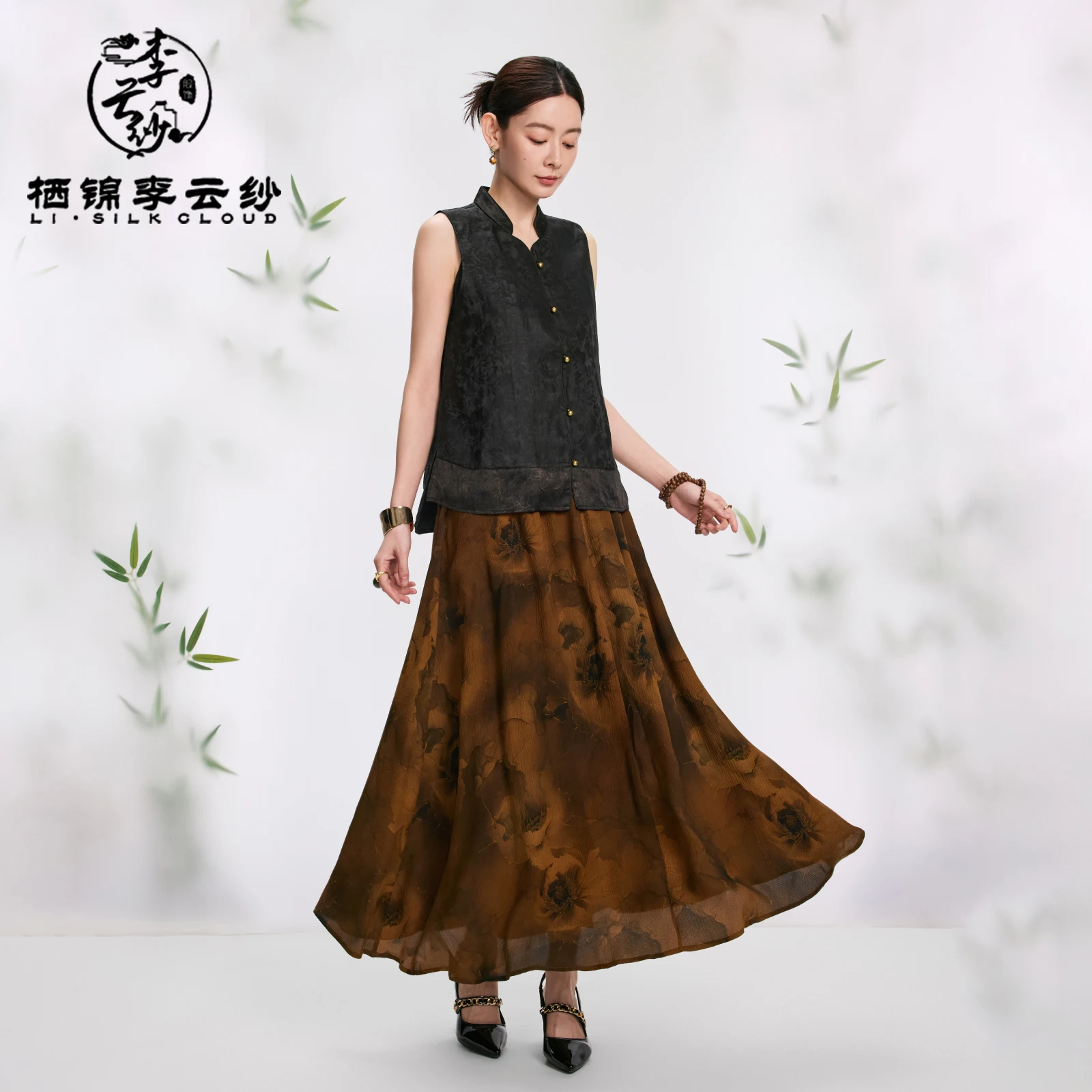 LI SILK CLOUD xiangyunsha  Vest top- National Fashion Elements, Soft Fabric,Guangdong Black Pearl Gambiered Guangdong Gauze