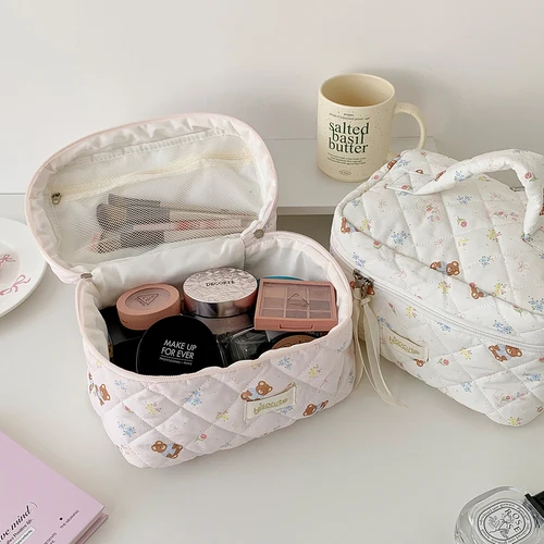 Imagen 2 del producto Bolsa de maquillaje de gran capacidad con lazo de oso bonito, bolsa de almacenamiento de artículos de tocador de viaje