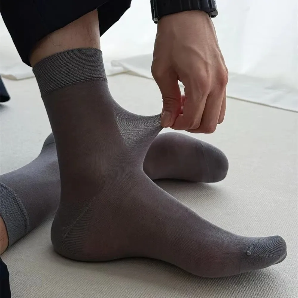 Summer Thin Men's Socks Breathable Silk Middle Tube Socks Sweat-Absorbin Solid Color Business Socks