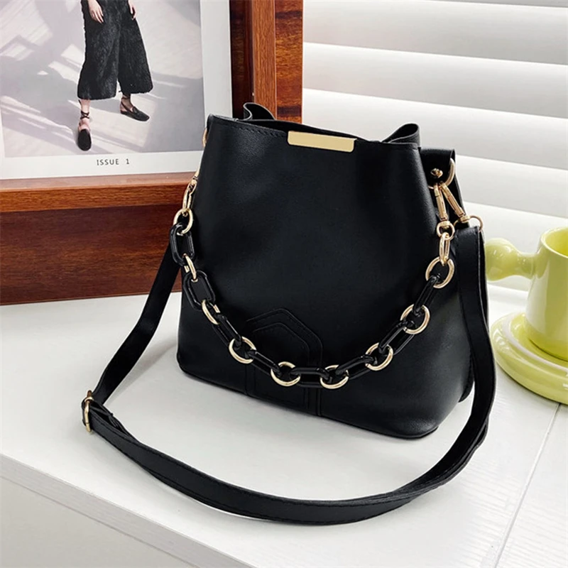 Women Fashion Shoulder Bag With Chain Handle Ladies Crossbody Bags Tote Bucket Handbag 2023 New Lady Bags