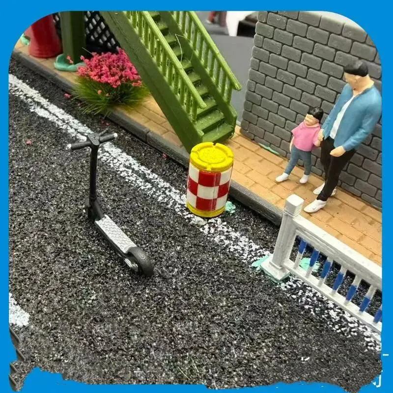 1:64 Maßstab Mini-Scooter Ausstellungsmodell Hochsimuliertes Diorama-Requisit Sammlerstück zur Szenengestaltung als Geschenk – Detail 4