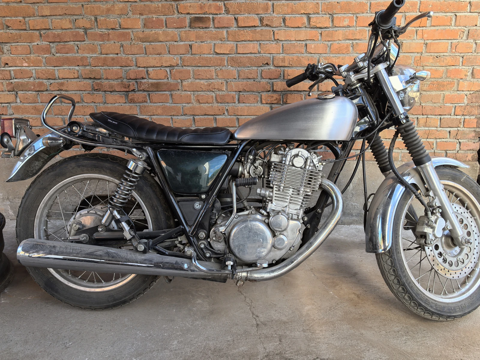 

For Yamaha SR400 SR 400 500 SR500 1978-2015 Retro Motorcycle 8L Petrol Gas Fuel Tank Unpainted Oil Tank Box