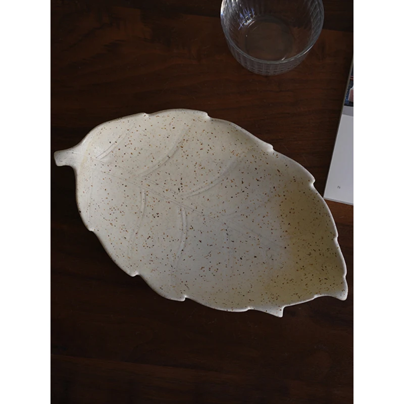 Ceramic Plate Creative Leaf Shape Sesame Glaze Restaurant Homehold Dinnerware Fruit Vegetable Snacks Plates Kitchen Supplies