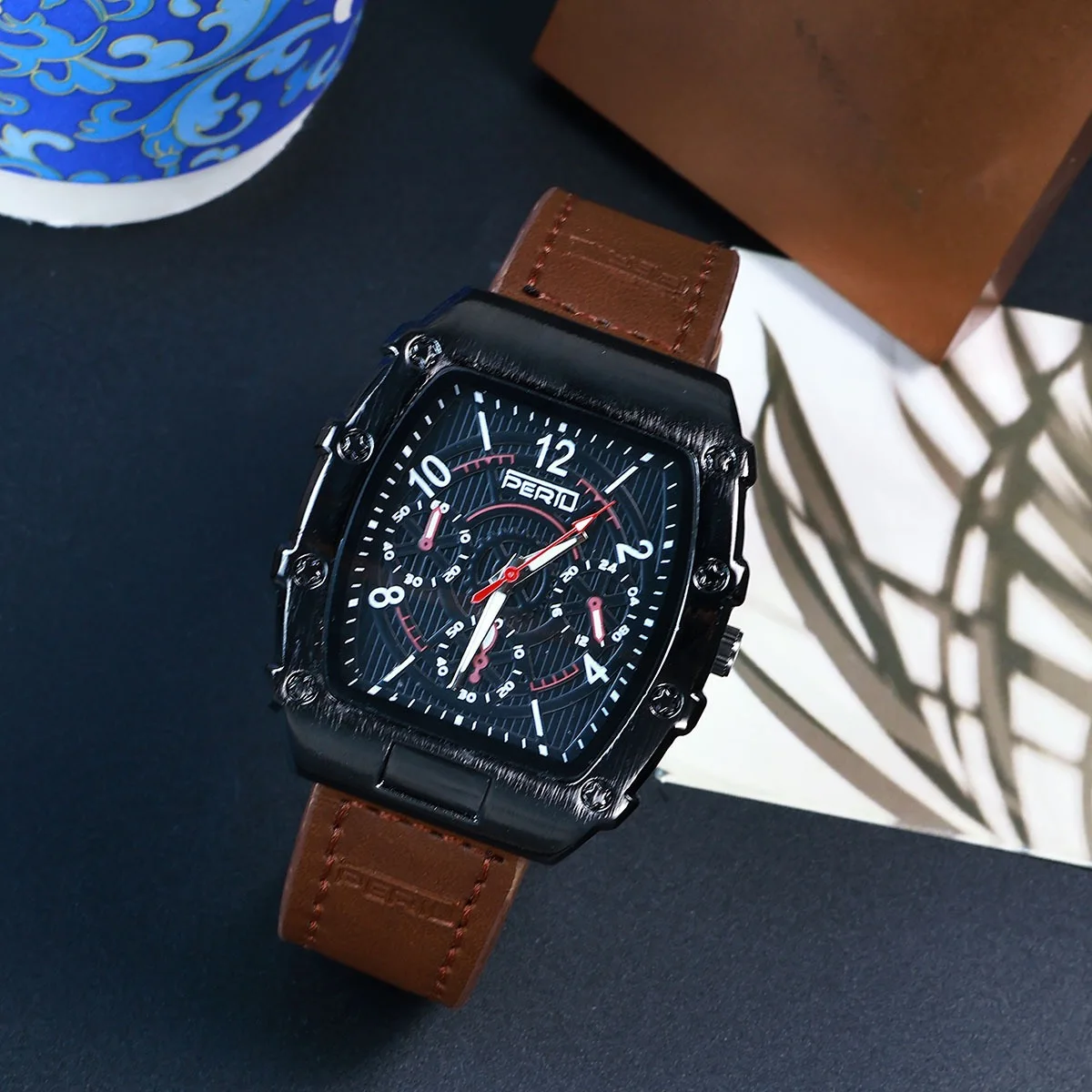 New Fashion Luxury Man Tonneau Leather Watch Men Business Quartz Watches Students Sports Wrist Watches For Gifts Reloj Hombre