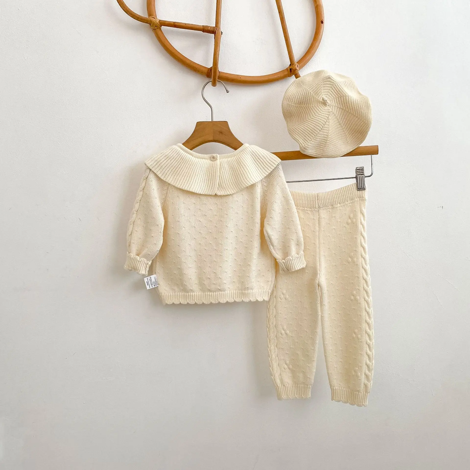 Spring and Autumn Sweater Baby Girl Lotus Leaf Collar Top+Twisted Rope Knitted Pants