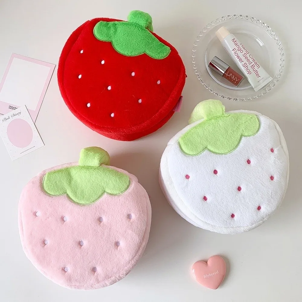 New Strawberry Makeup Bag Large Capacity Toiletry Bag Travel Handbag