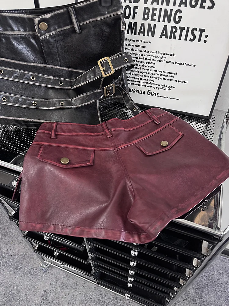 2026 New Y2K Gothic Women's Faux Leather Skort Low Waist Multi Belt Metal Buckle Decor Layered Punk Street Clubwear Mini Shorts