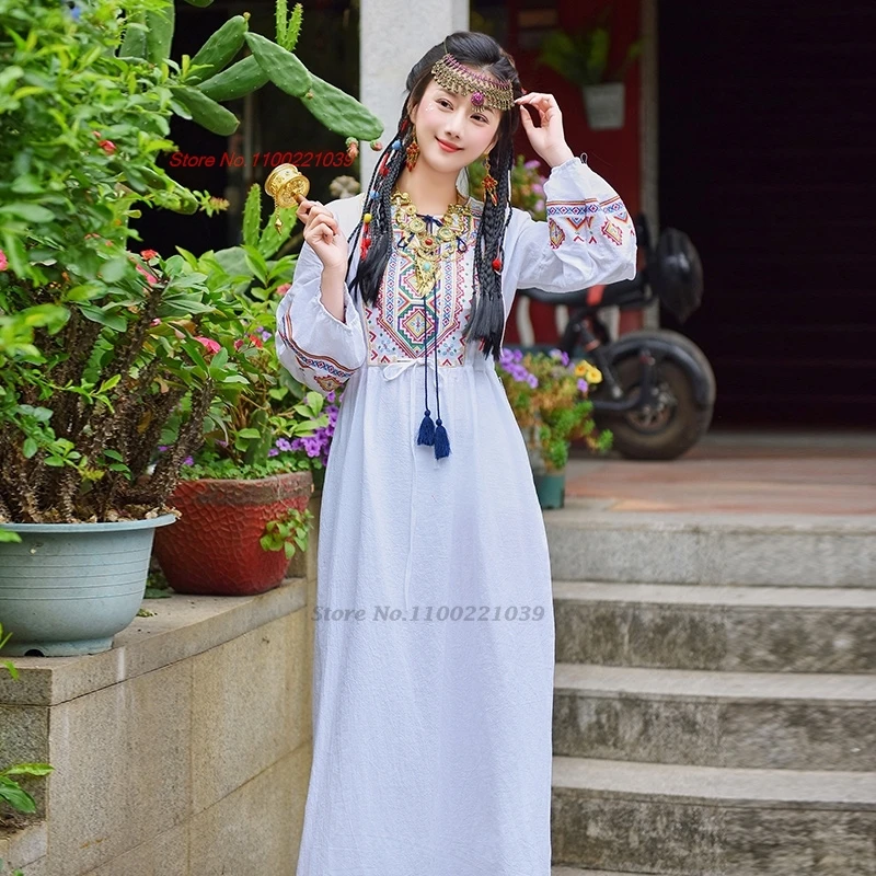 

2024 traditional chinese improved dress national flower embroidery a-line dress oriental exotic hanfu dress beach bohemia dress