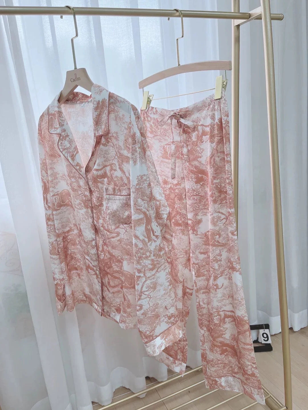 casual-ice-silk-long-sleeve-long-pants-sleepwear-set-for-women-printed-home-clothes-suitable-for-outdoor-wear-youth-size