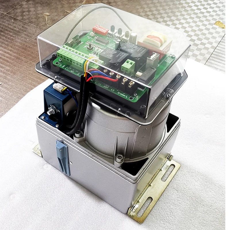 2000KG AC Motor AUTO Remote Control Oil Bathed Sliding Gate Operator With Rack Light Sensor