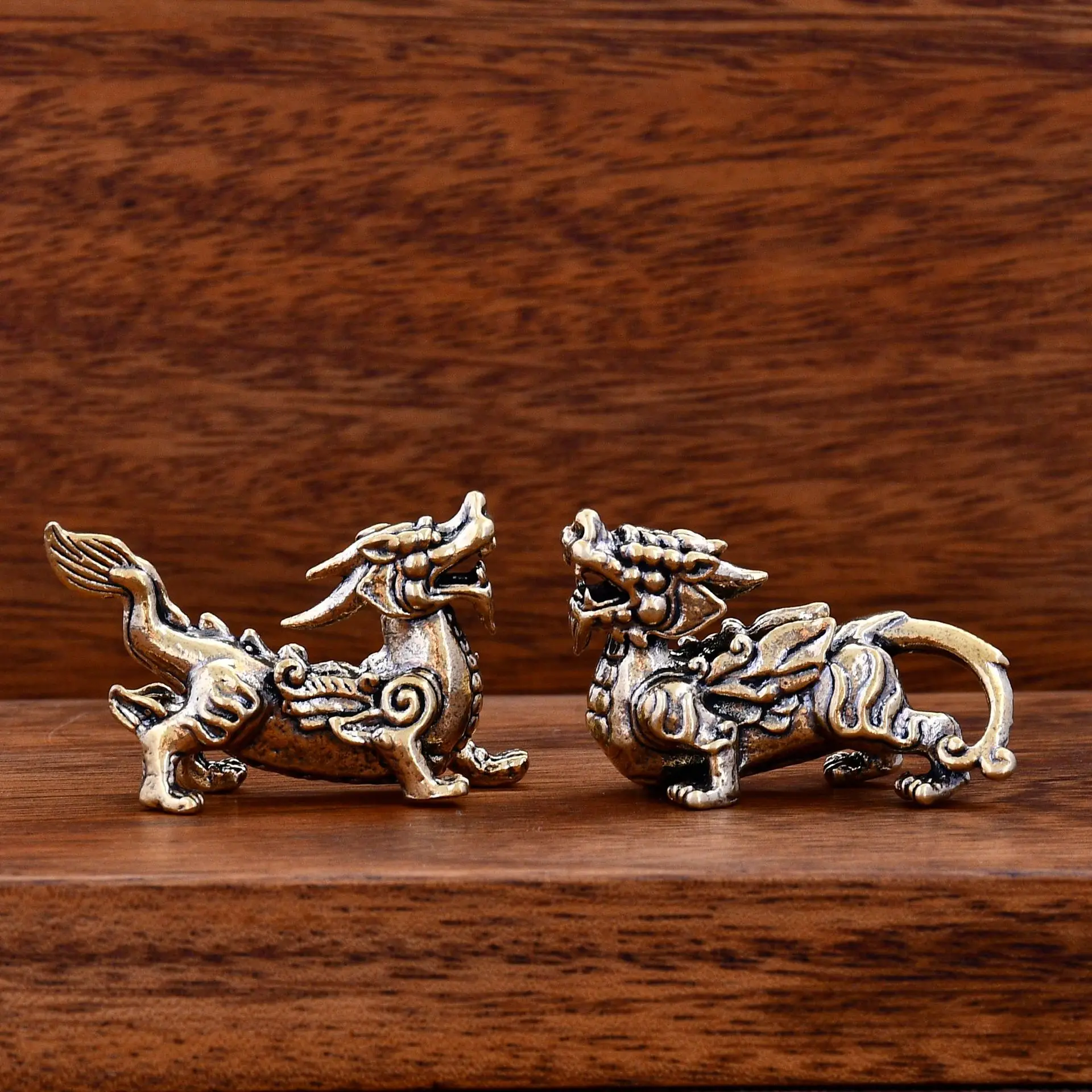 Brass PI Xiu Divine Beast Figurine, Office and Living Room Antique Figurine, Tea Pet, Copper Sculpture Handicraft Figurine