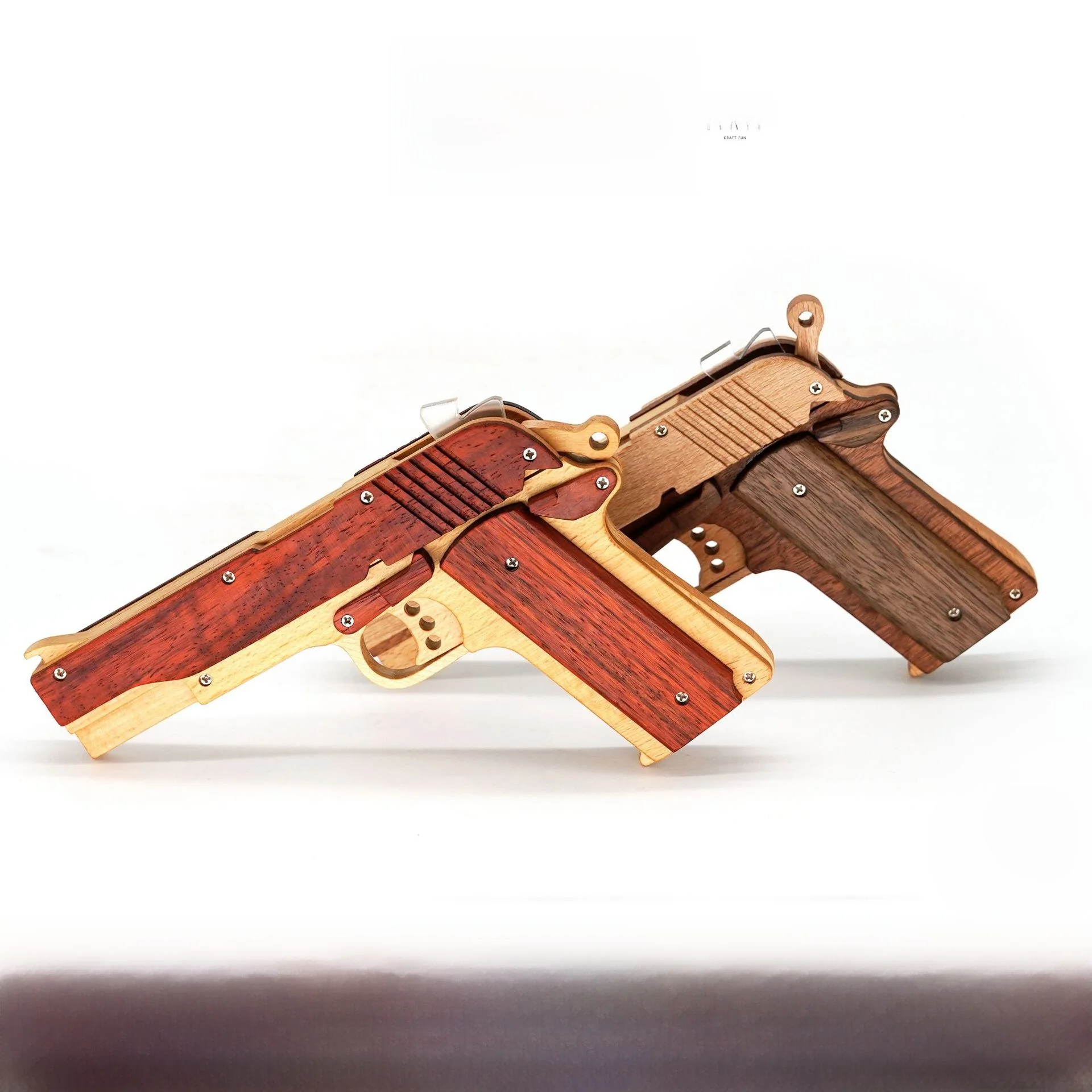 

Игрушечный пистолет M1911 из натурального дерева для самостоятельной сборки, стреляющий резинками, для детей, набор для творчества, летняя игрушка для девочек