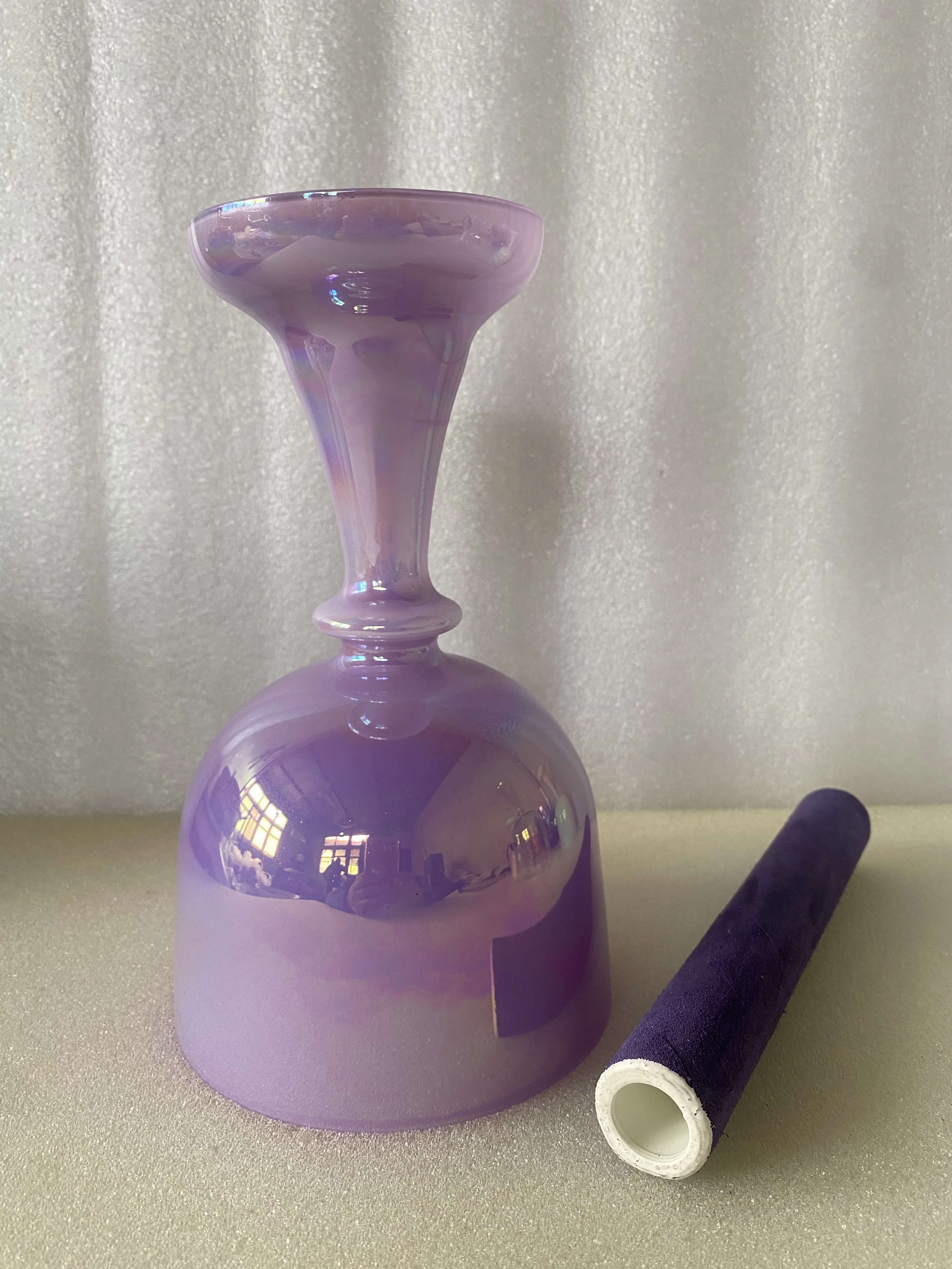 4th octave D note crystal singing bowl pastel cosmic purple sacral chakra for sound healing 432Hz.