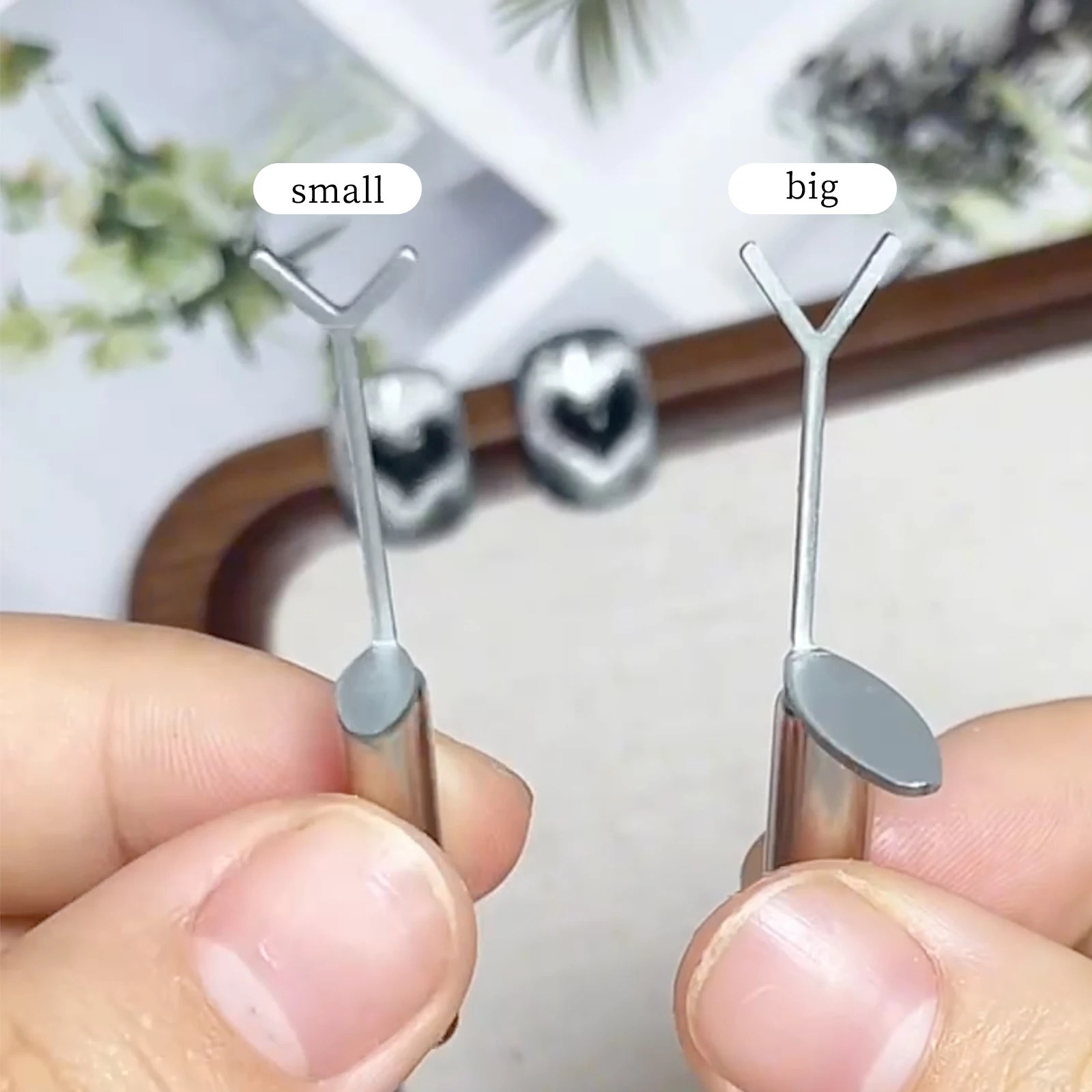 4pcs Nail Art ชุดแม่เหล็กลวดเหล็ก Cat's Eye Magnetic Rod Strong รูปหัวใจแม่เหล็ก Cat's Eye Polishing Effect เล็บเครื่องมือ