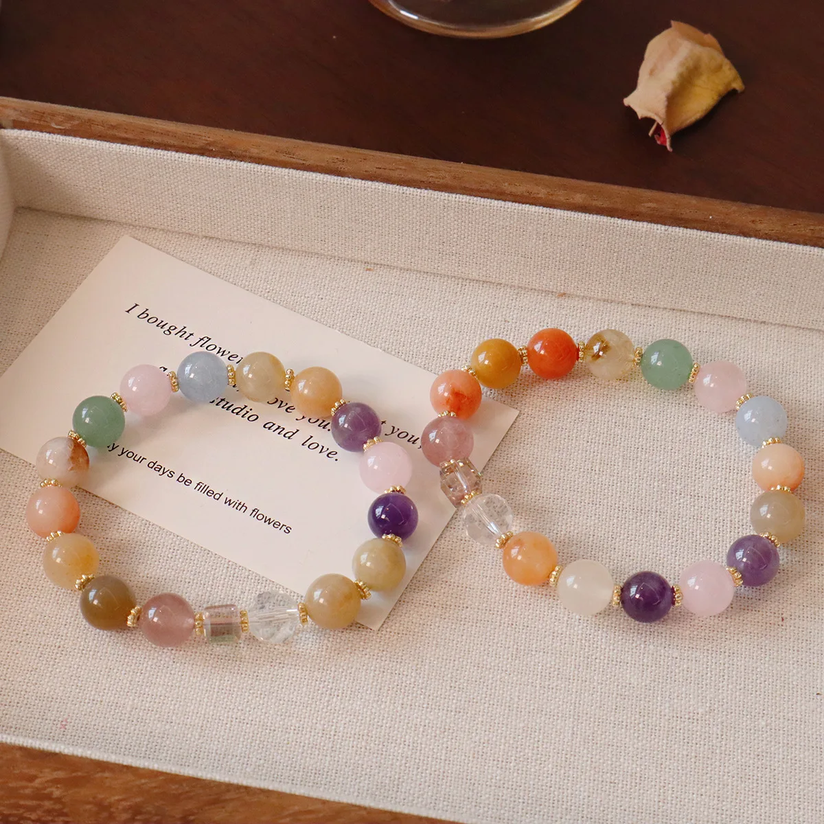 

8mm Natural Crystals Multi Color Stones Beaded Strand Bracelets for Women Luxury Silky Quartz Jade Woman Hand Bangles Wholesale