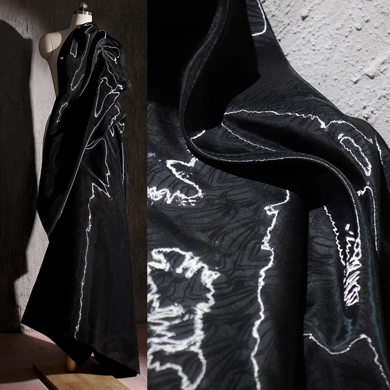 Liquid Luminous Sheen Fabric: High-End Subtle Texture for Designer Coat Pants Clothing