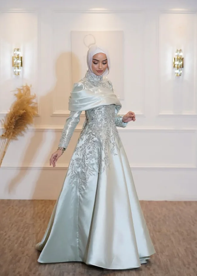 Серебряный мусульманский кафтан Вечерние вечерние платья с рюшами и кружевной аппликацией с длинным рукавом Ближний Восток Хиджаб Платье для выпускного вечера по индивидуальному заказу