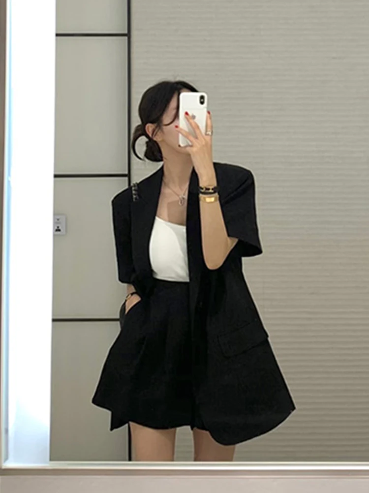 ชุดเซ็ตลำลองสไตล์วินเทจสำหรับฤดูร้อน เสื้อคอปก กางเกงขายาวทรงกว้าง เอวสูง ช่วยให้ดูผอมเพรียว แฟชั่นสำหรับผู้หญิง