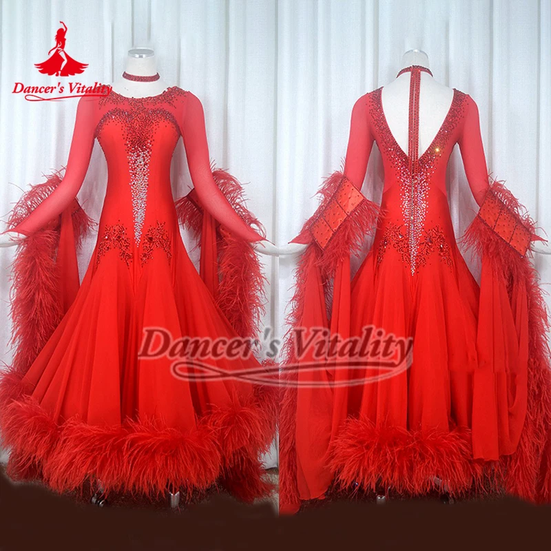 ชุดเดรสออกงานสำหรับผู้ใหญ่ แขนยาว ชายกระโปรงขนนกกระจอกเทศสีแดง ด้านหลังเป็นรูปตัววี เหมาะสำหรับเต้นฟ็อกซ์ทร็อต แทงโก้ วอลซ์ ผ้าคุณภาพสูง ตัดเย็บตามสั่ง