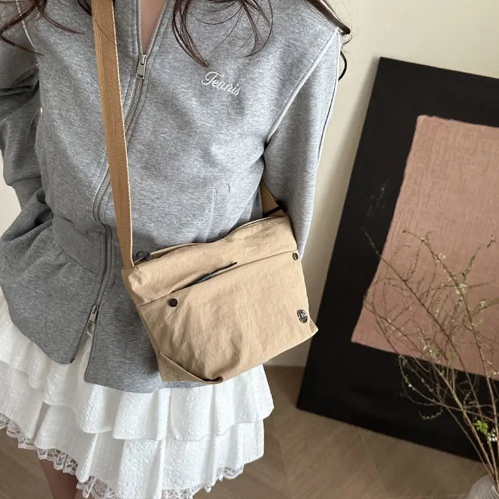 Ultra-Light Nylon Crossbody Bag Zipper Closure Large Capacity Women Bag Adjustable Wide Strap Single-Shoulder Bag Urban Style image 3