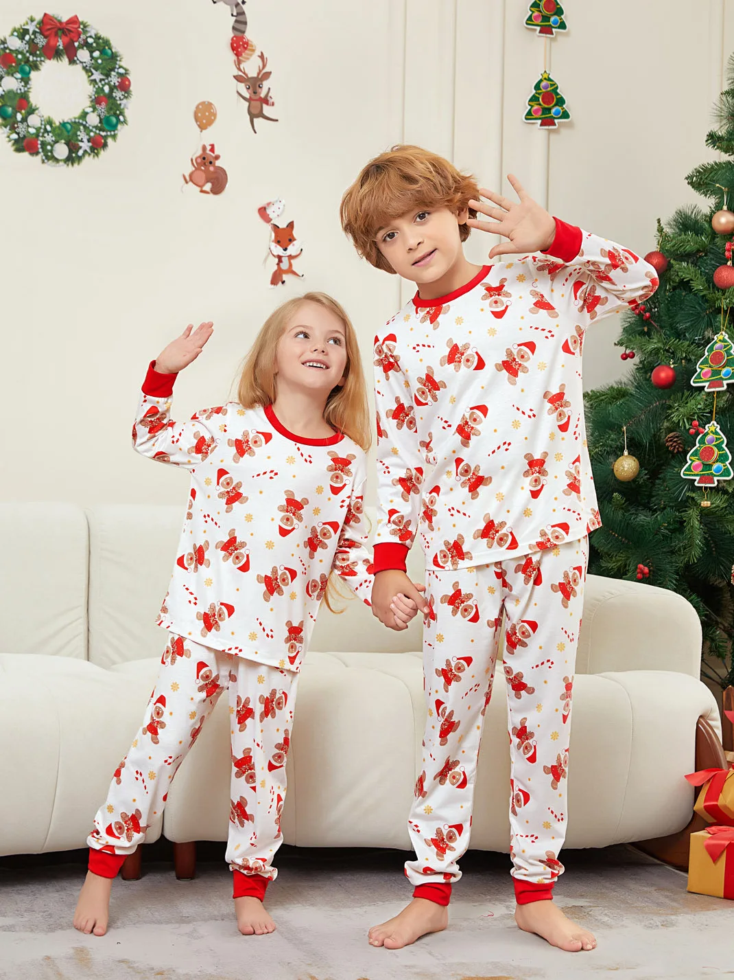 Christmas Family outfit Happy cartoon print pajamas for Adults and Children Outfit Casual soft home outfit Baby & Dog jumpsuit