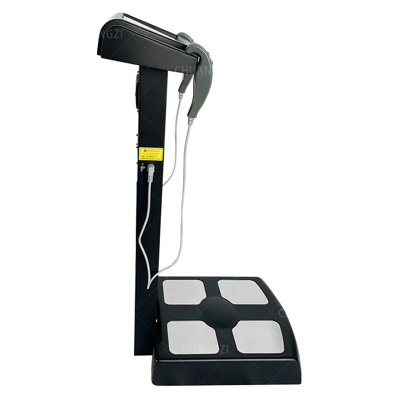 เครื่องตรวจอิมพีแดนซ์ชีวภาพแปดขั้วไฟฟ้าสำหรับใช้ในยิมร้านขายยาเพื่อสุขภาพเครื่องวิเคราะห์ไขมันส่วนประกอบของร่างกาย