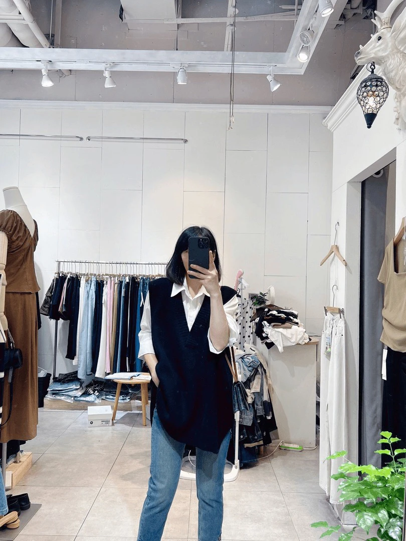 루즈핏 브이넥 여성 니트 베스트 2024 가을 패션 단색 중간 길이 한국 스타일 다용도 아우터 탑