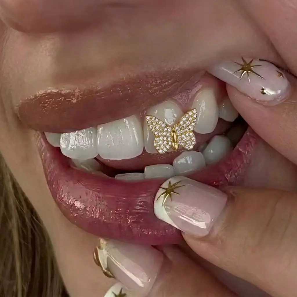 1 Stück Trendige Schmetterlings-Zirkon-Zahnschmuckstücke, Hip-Hop-Stil, glänzende Zahnkappen für Damen und Herren, modischer Körperschmuck